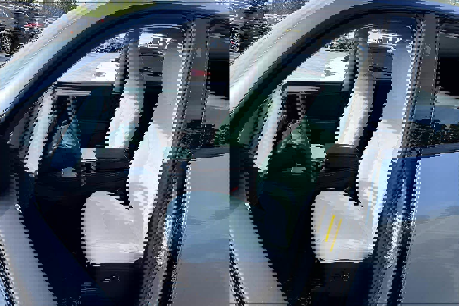 2025 Tesla Model Y Performance