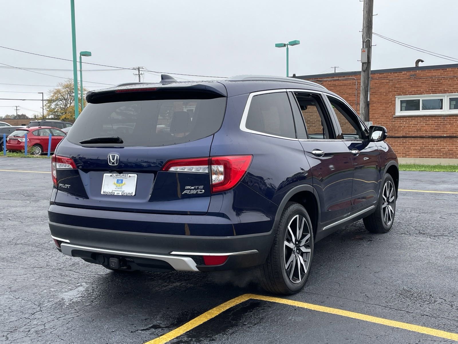 Honda On Grand car dealership in Elmhurst, IL 60126  Kelley Blue Book