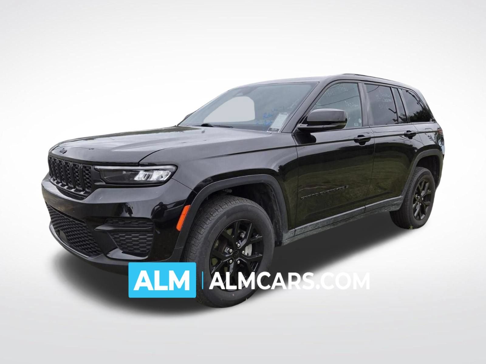 Used 2025 Jeep Grand Cherokee Altitude