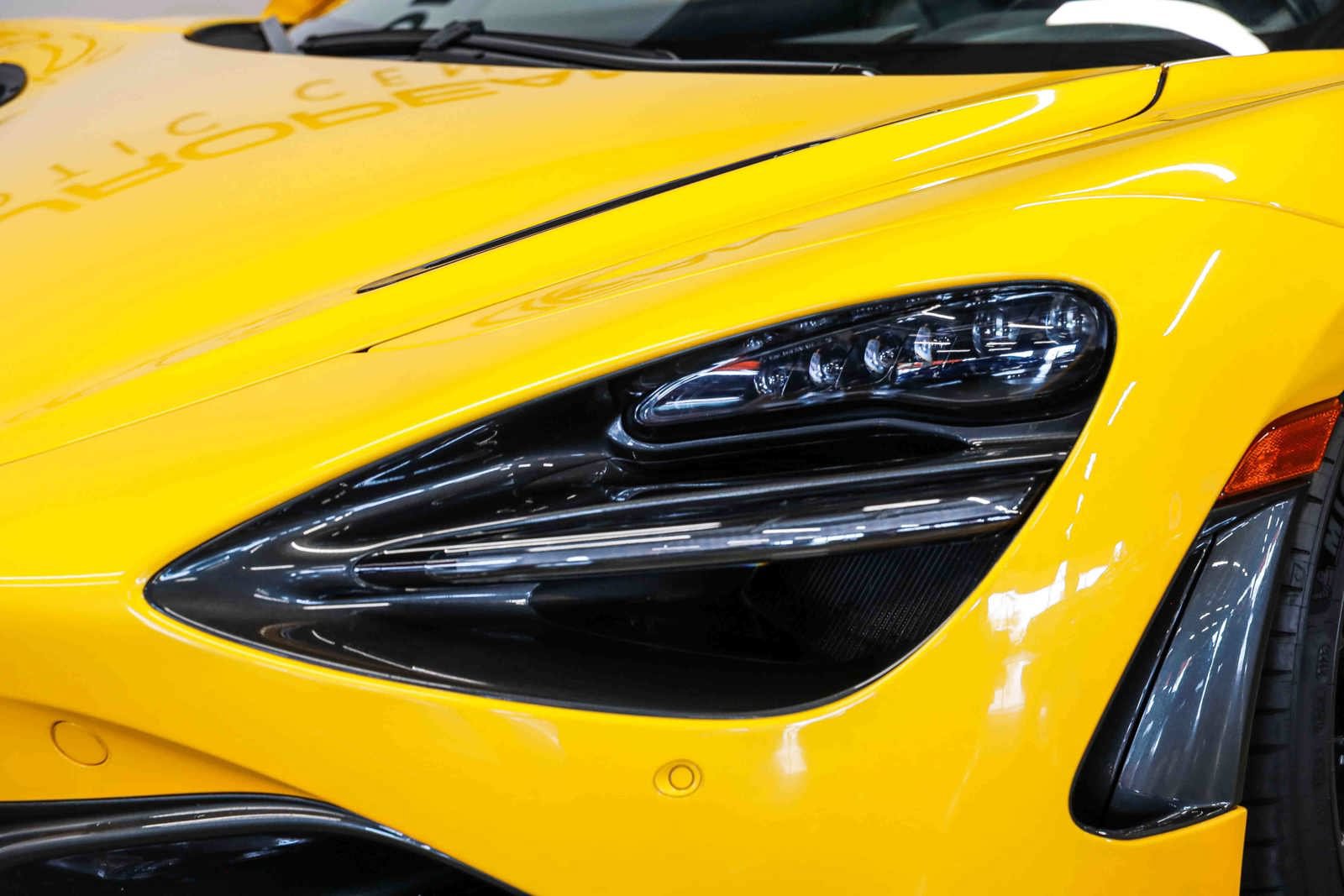 Used 2022 McLaren 720S Performance photo 25
