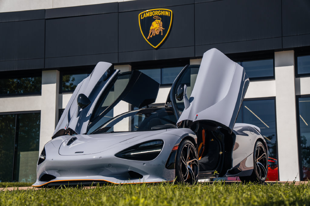 Used 2024 McLaren 750S 1