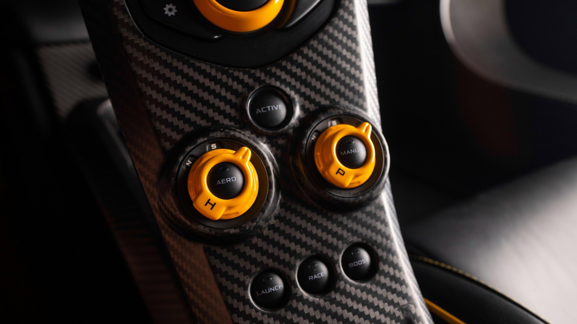 Used 2013 McLaren P1 photo 29