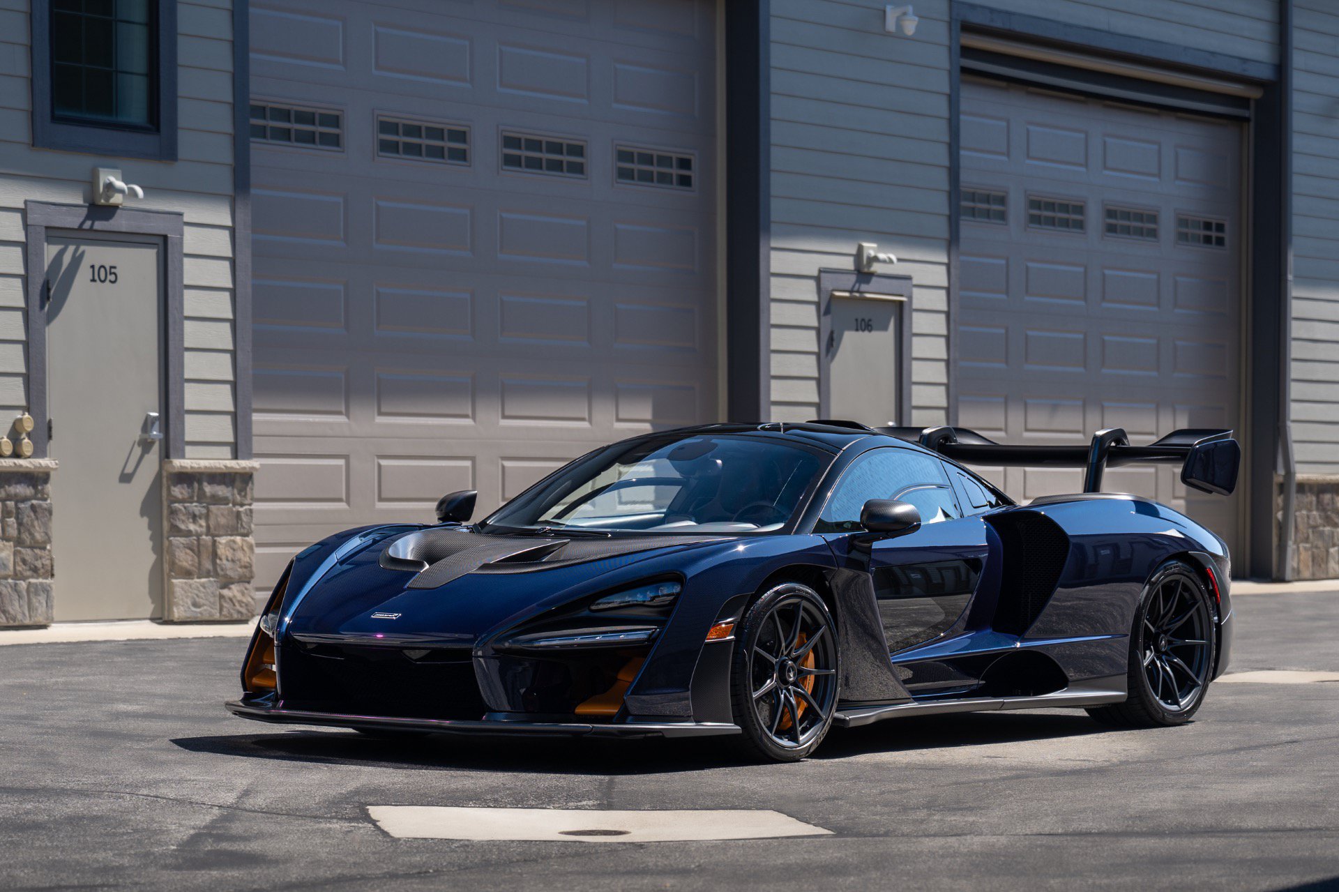 Used 2019 McLaren Senna photo 27