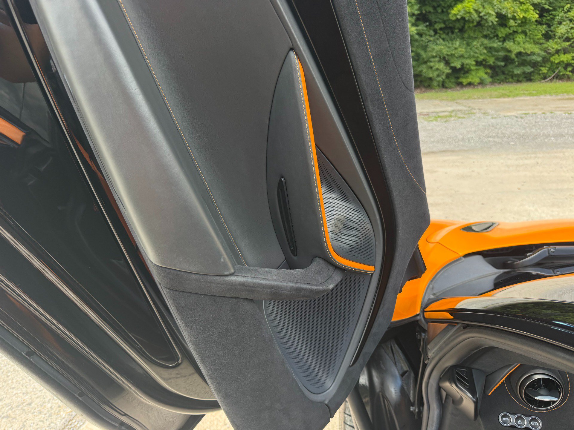 Used 2021 McLaren 720S Performance photo 42