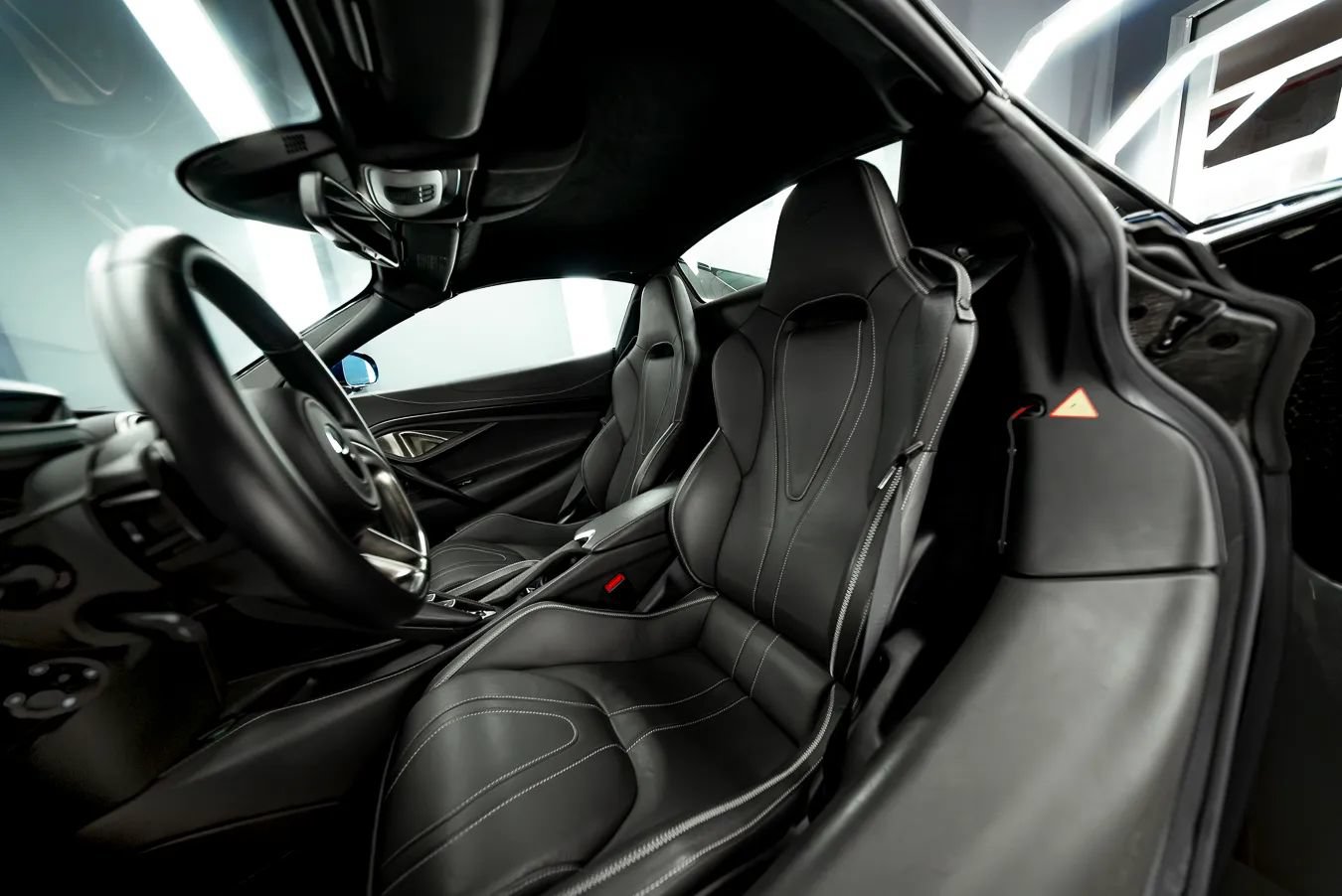 Used 2020 McLaren 720S Spider photo 21
