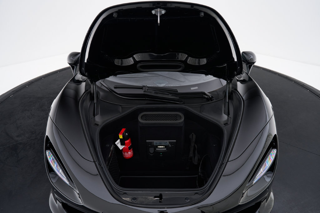 Used 2025 McLaren 750S photo 26