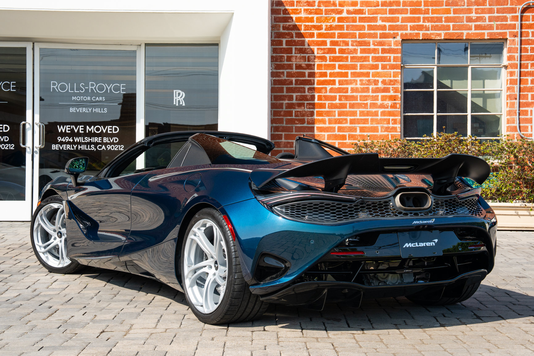 Used 2024 McLaren 750S Spider photo 4
