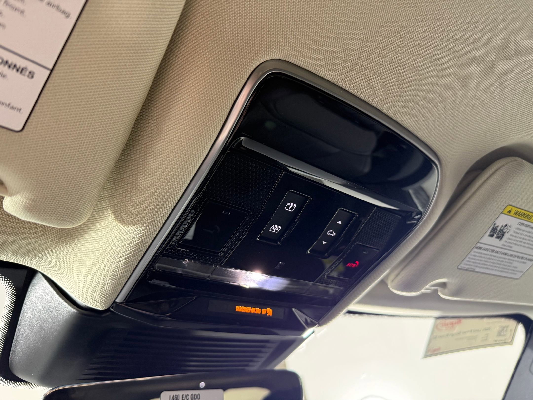 2026 Land Rover Range Rover Long Wheelbase SE