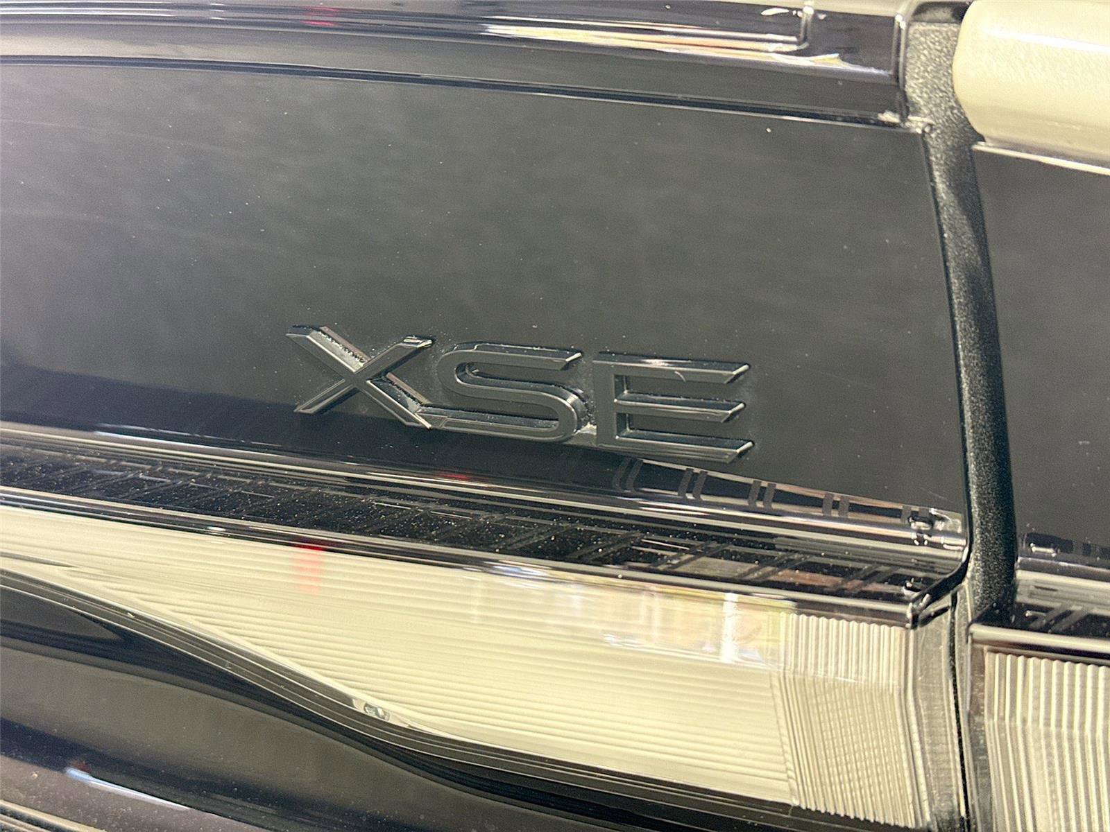 2025 Toyota Prius Plug-In Hybrid