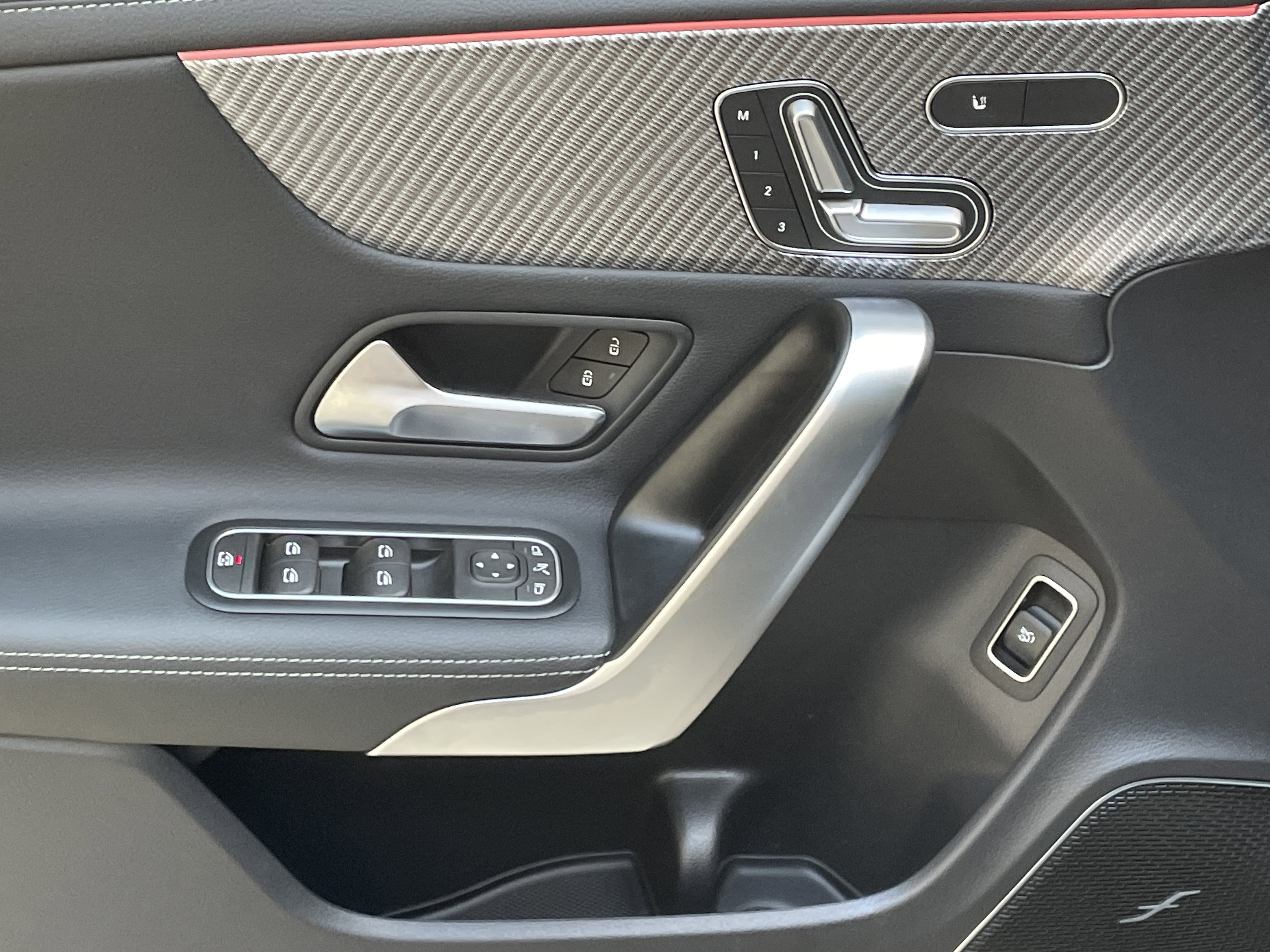 2025 Mercedes-Benz CLA 250 4MATIC