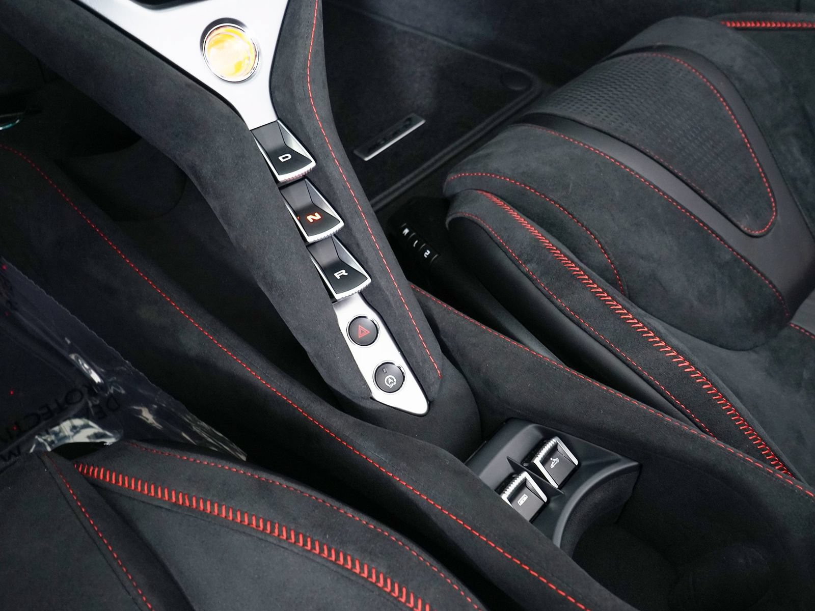 Used 2026 McLaren 750S Spider photo 24