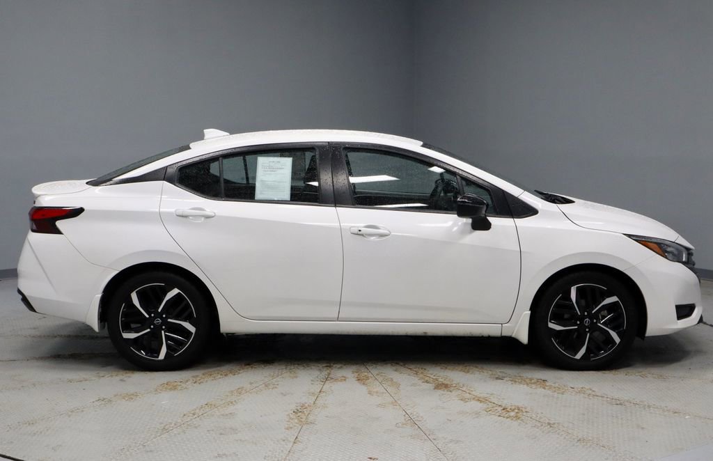 2024 Nissan Versa SR