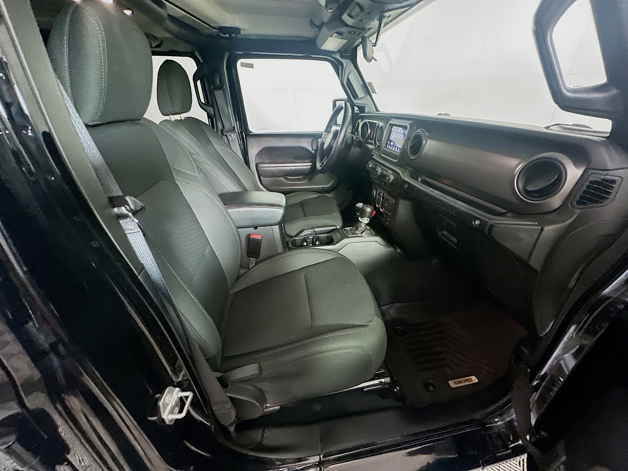 2022 Jeep Wrangler Sport S