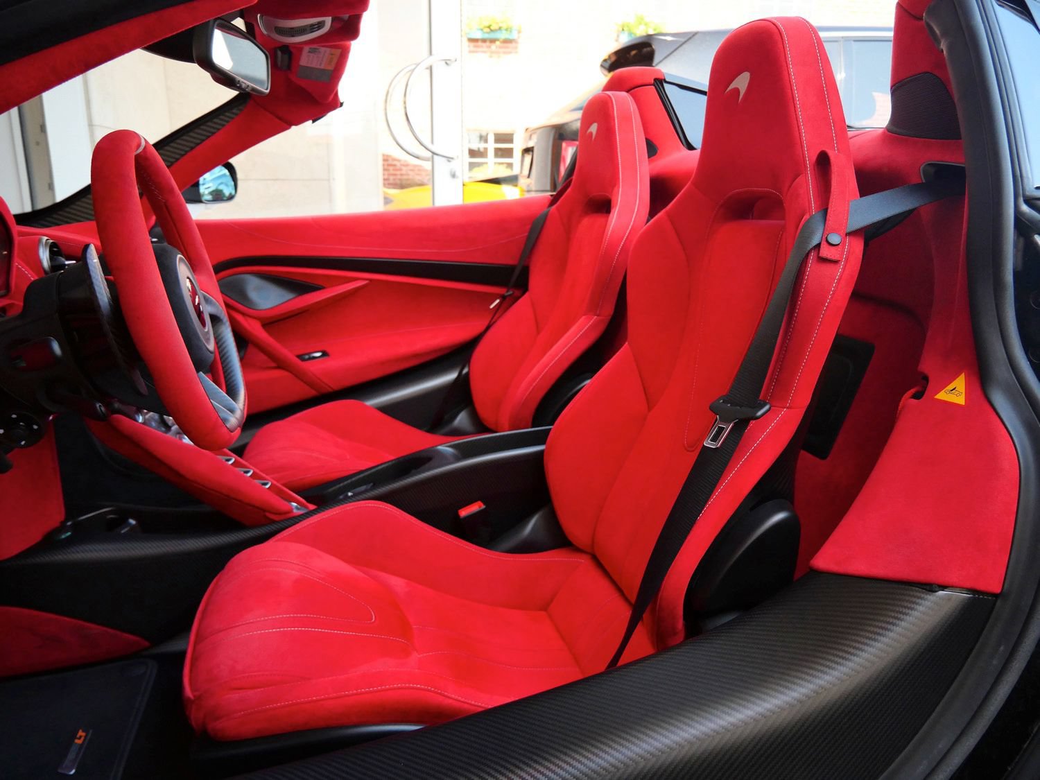Used 2022 McLaren 765LT photo 29