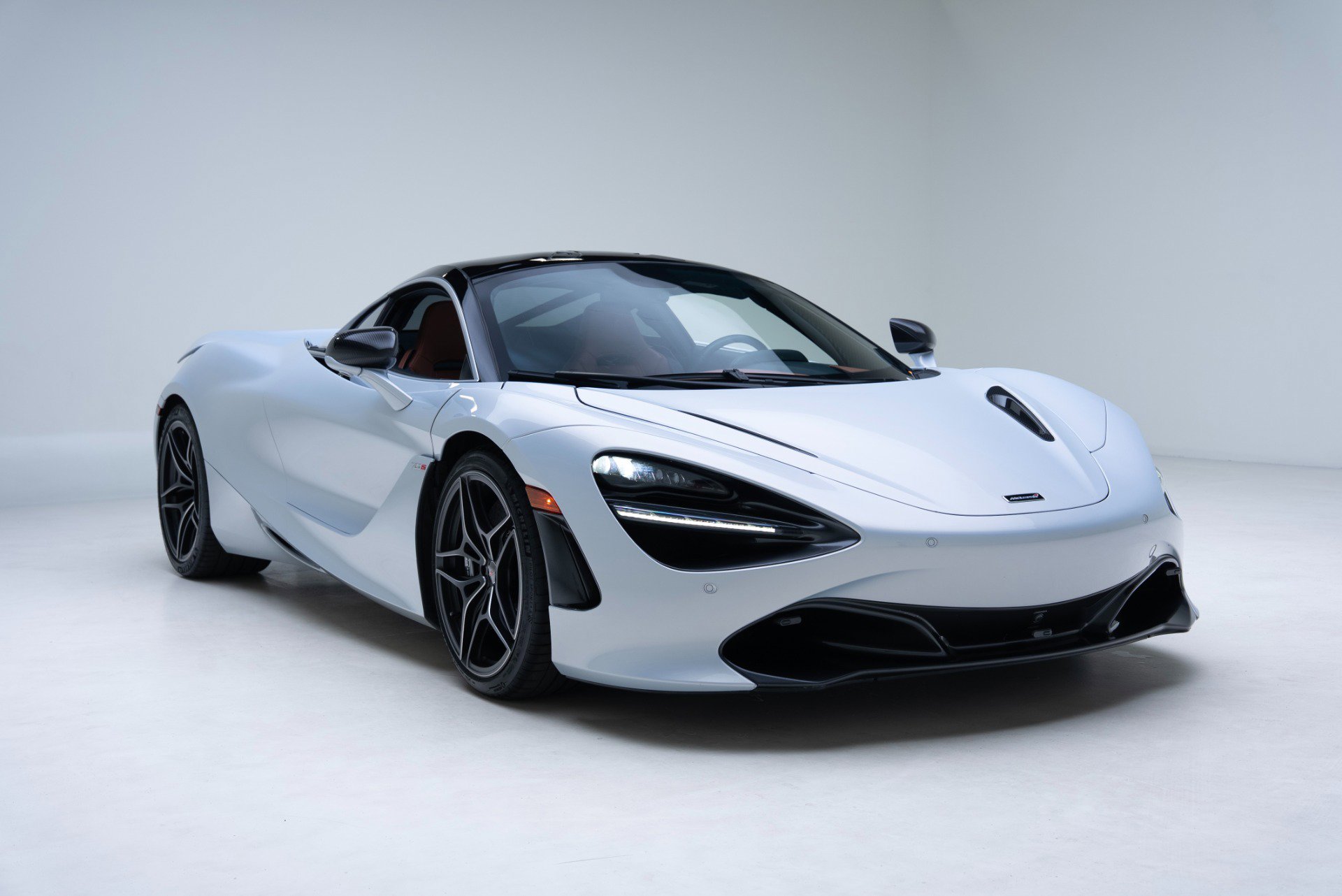 Used 2018 McLaren 720S Performance photo 11