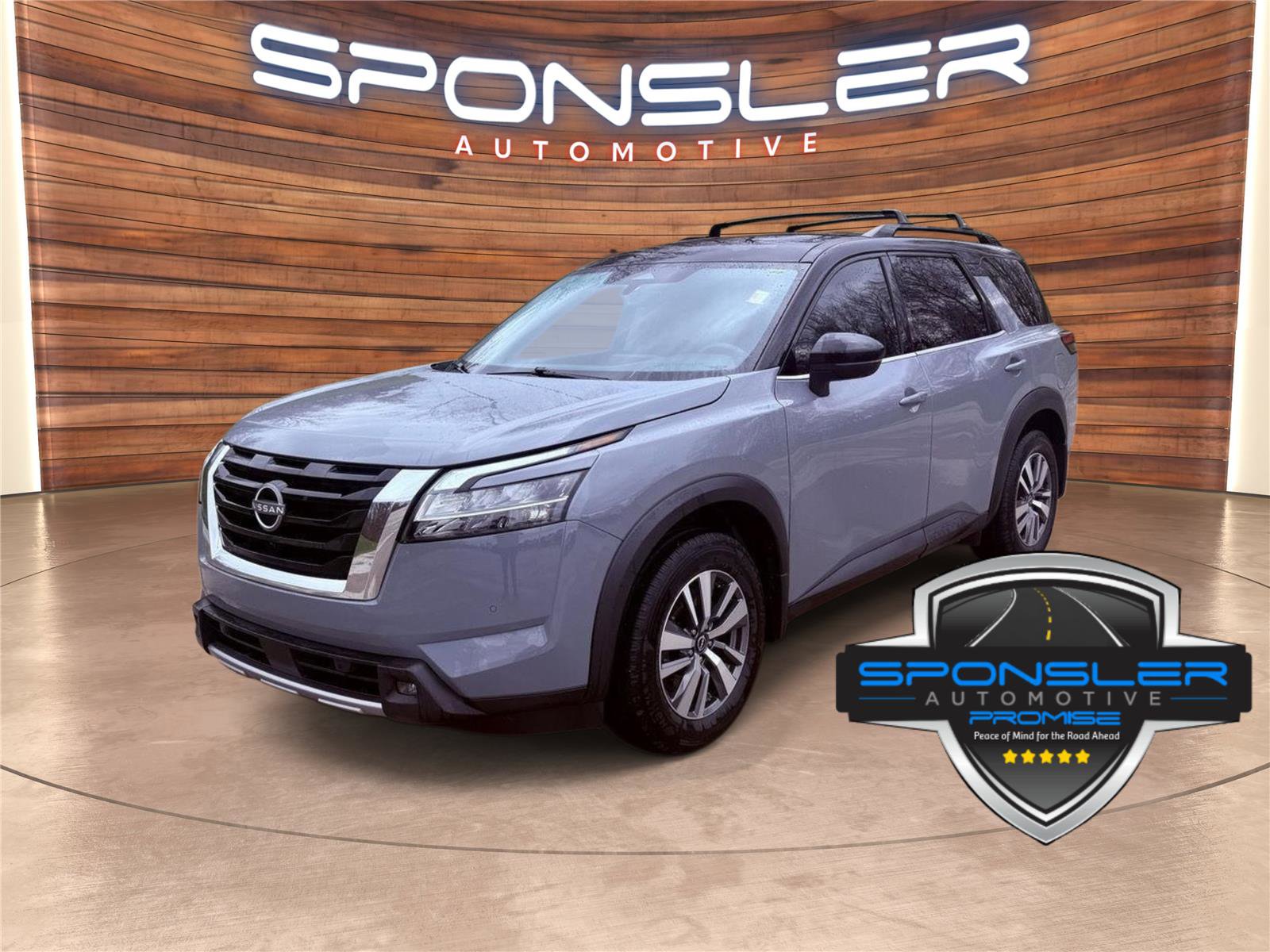 2024 Nissan Pathfinder SL