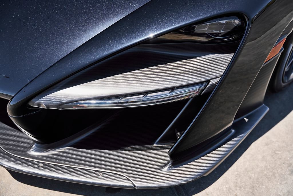 Used 2019 McLaren Senna photo 9