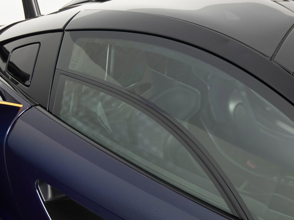 Used 2019 McLaren Senna photo 93