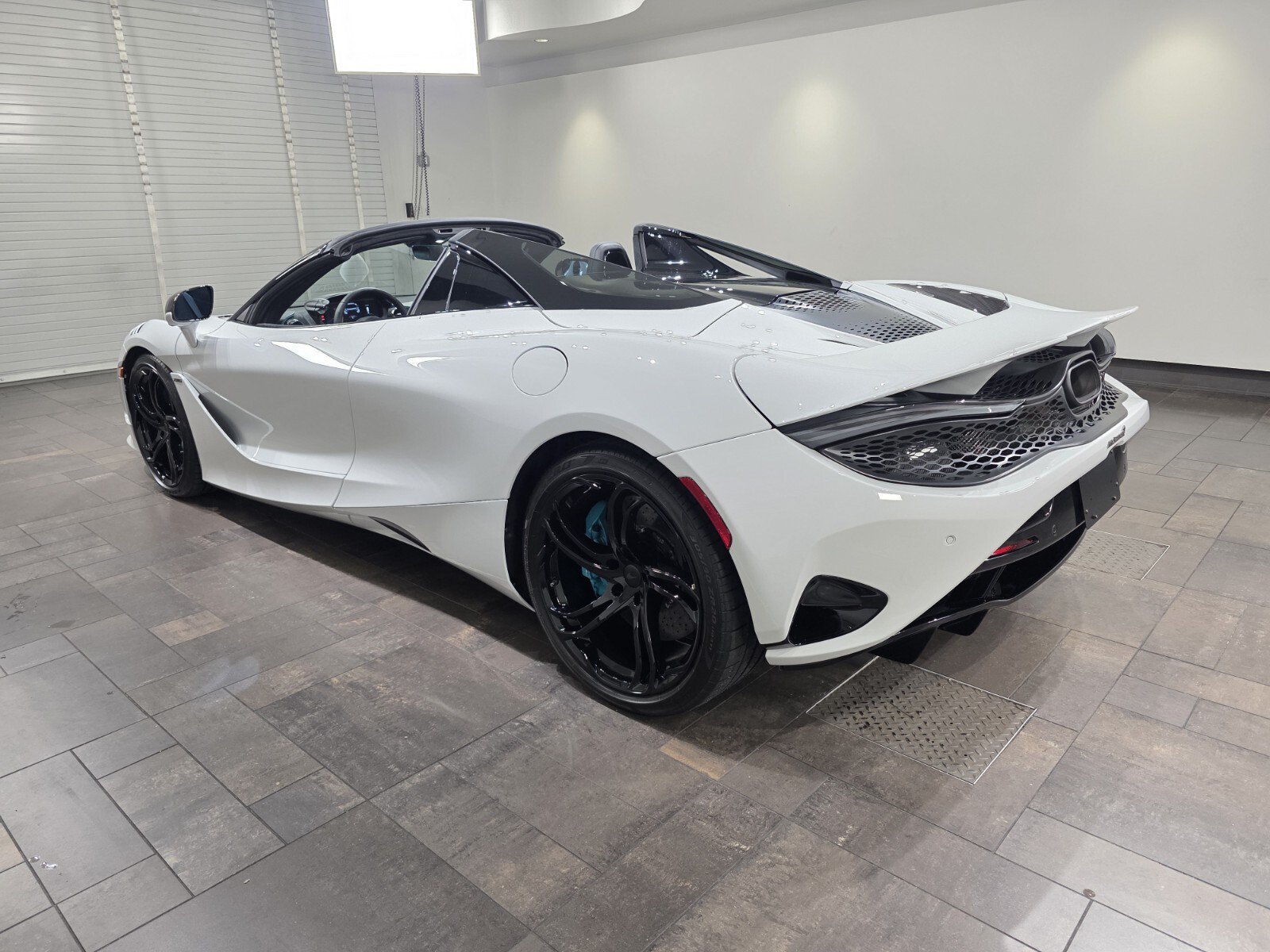 New 2027 McLaren 750S Spider 4
