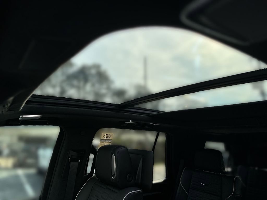 2025 Cadillac Escalade Premium Luxury Platinum