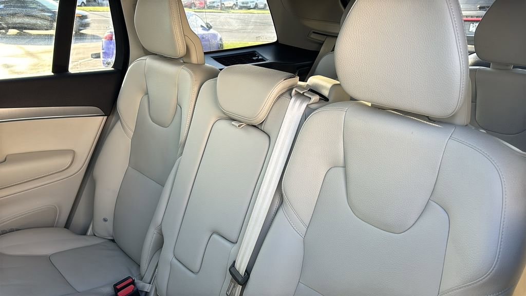 2023 Volvo Xc90 B5 Core