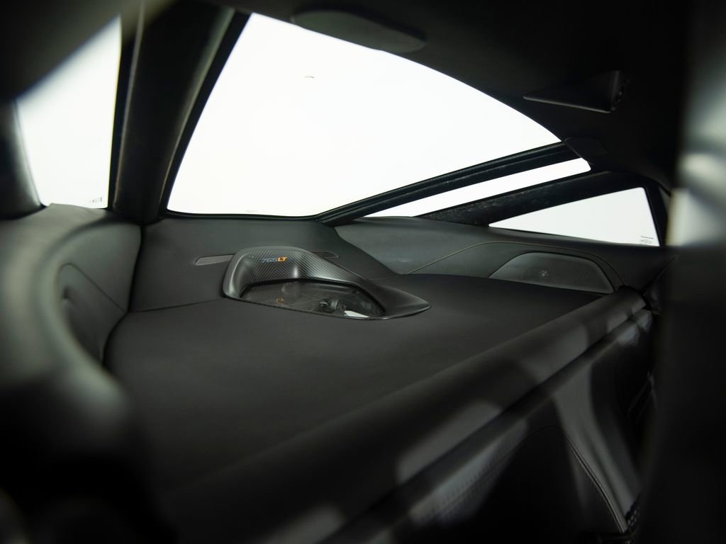 Used 2021 McLaren 765LT photo 38