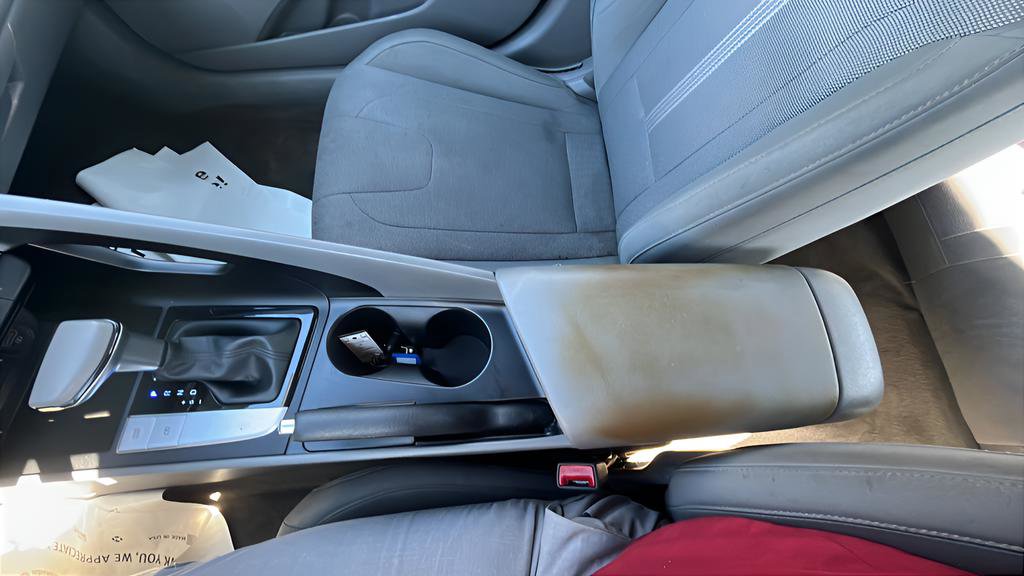 2022 Hyundai Elantra SE