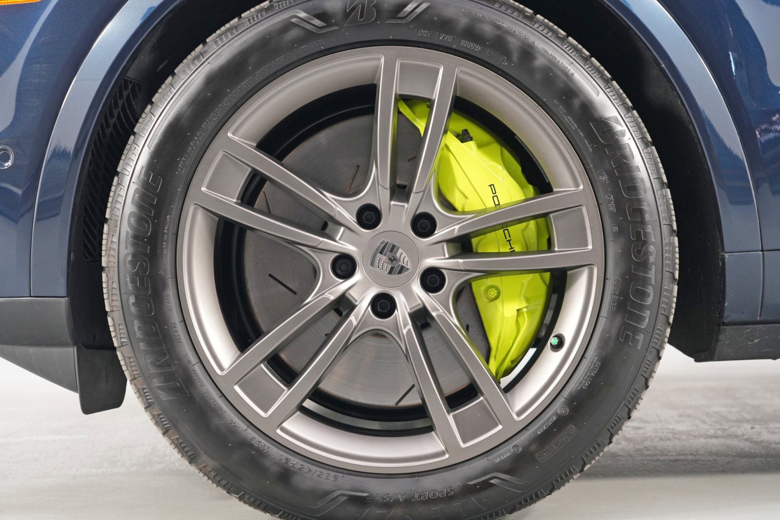 2025 Porsche Cayenne Turbo