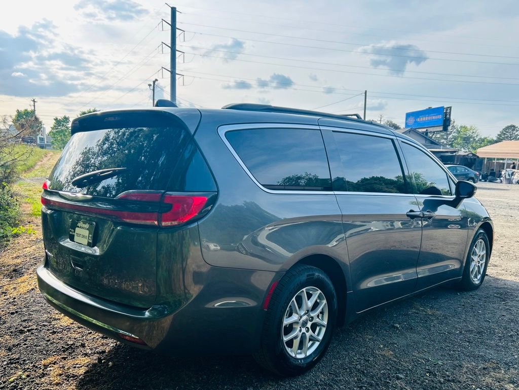 2022 Chrysler Pacifica Touring-L