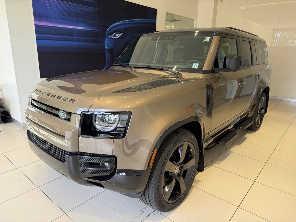 New 2025 Land Rover Defender 130 X-Dynamic SE