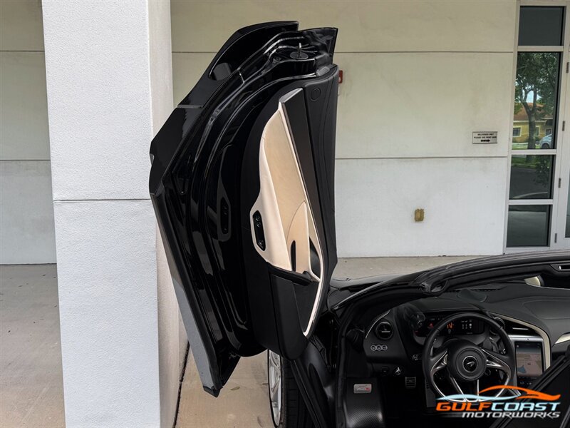 Used 2024 McLaren 750S Spider photo 26