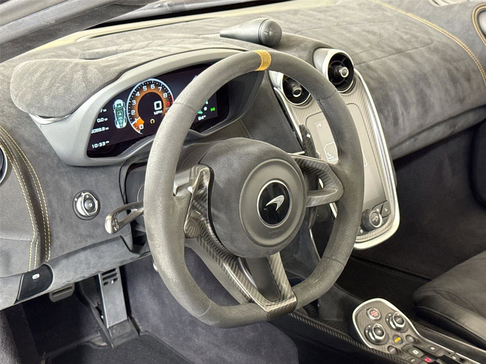 Used 2020 McLaren 600LT Spider photo 16