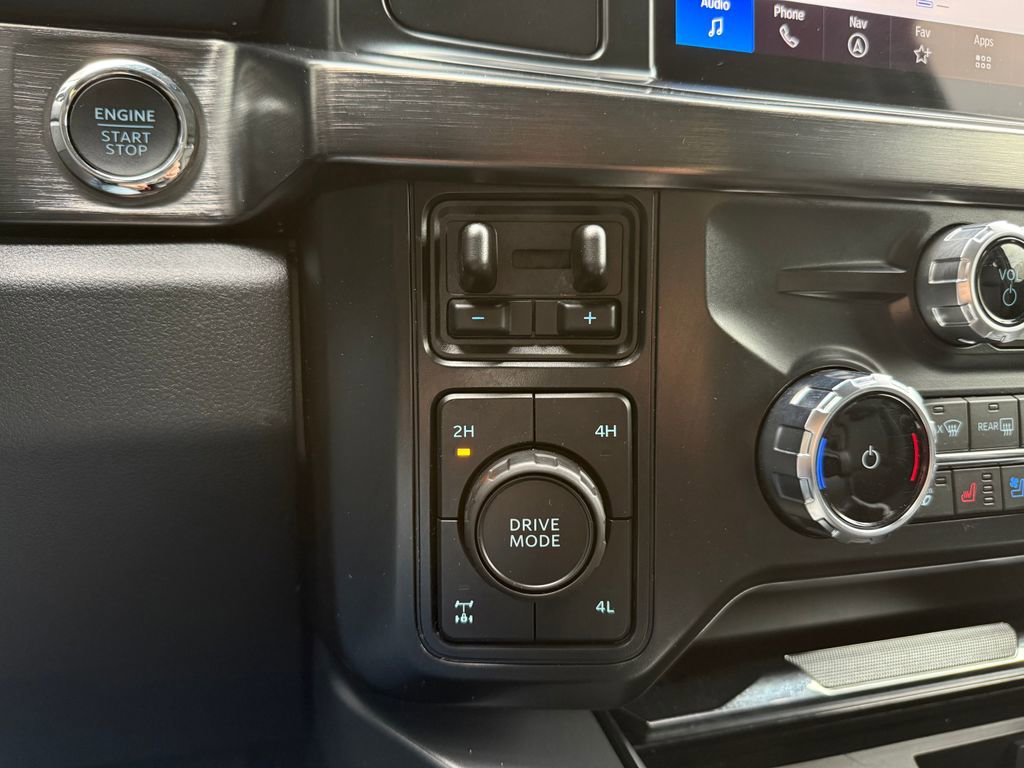 2025 Ford F350 Lariat