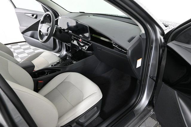 2025 Kia Niro EX Touring