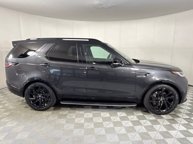 2025 Land Rover Discovery Dynamic SE