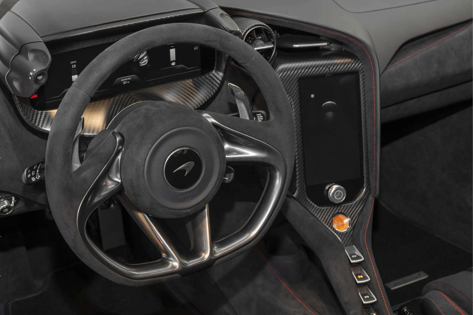 New 2027 McLaren 750S photo 25