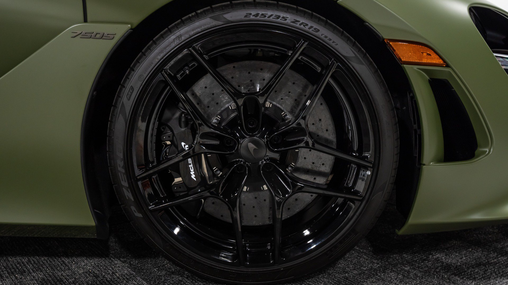 Used 2026 McLaren 750S Spider photo 39