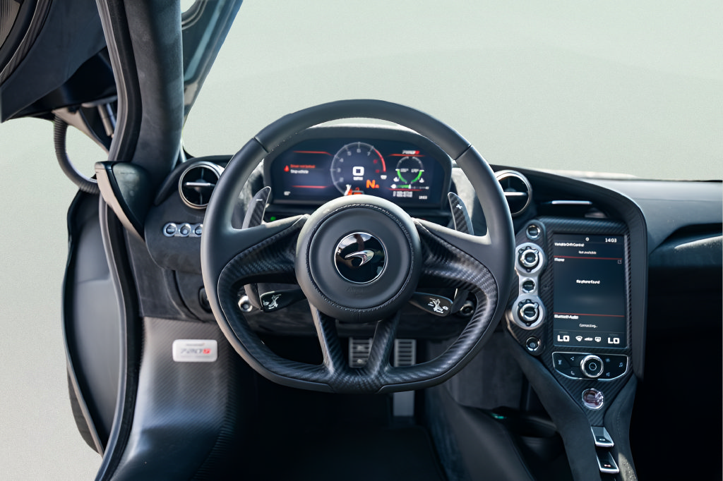 Used 2019 McLaren 720S photo 37