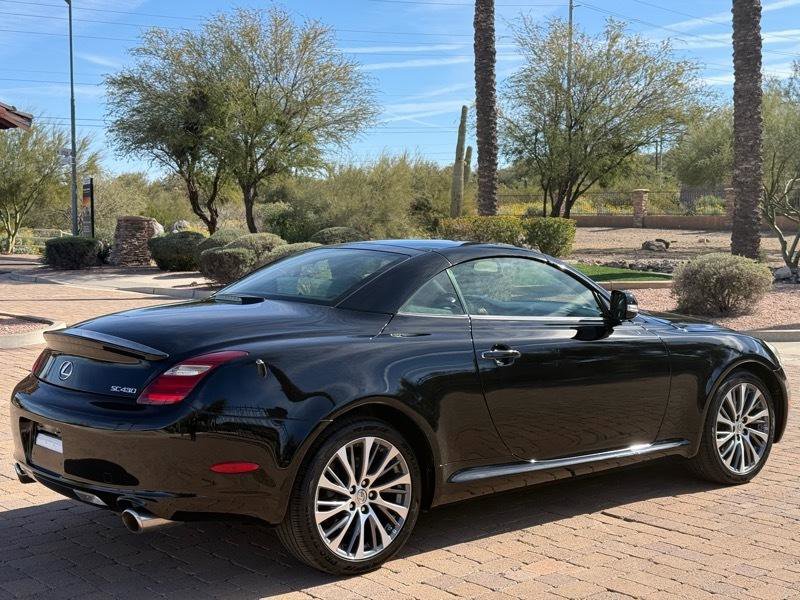 2010 Lexus SC 430 Convertible