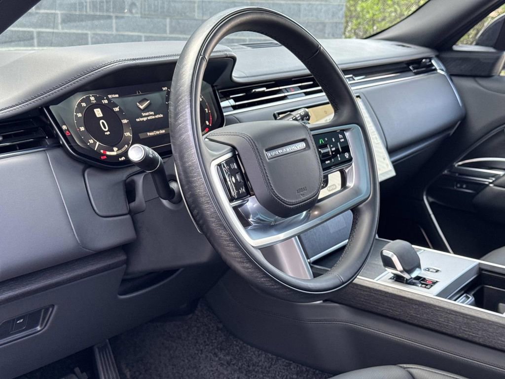 2025 Land Rover Range Rover Autobiography