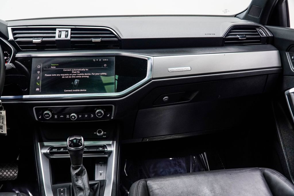 2025 Audi Q3 2.0T Premium