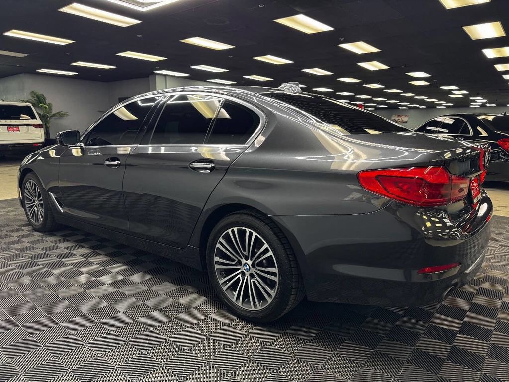 2018 BMW 530i