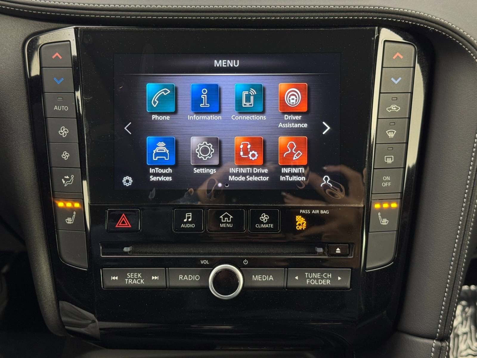 2024 INFINITI Qx50 Luxe