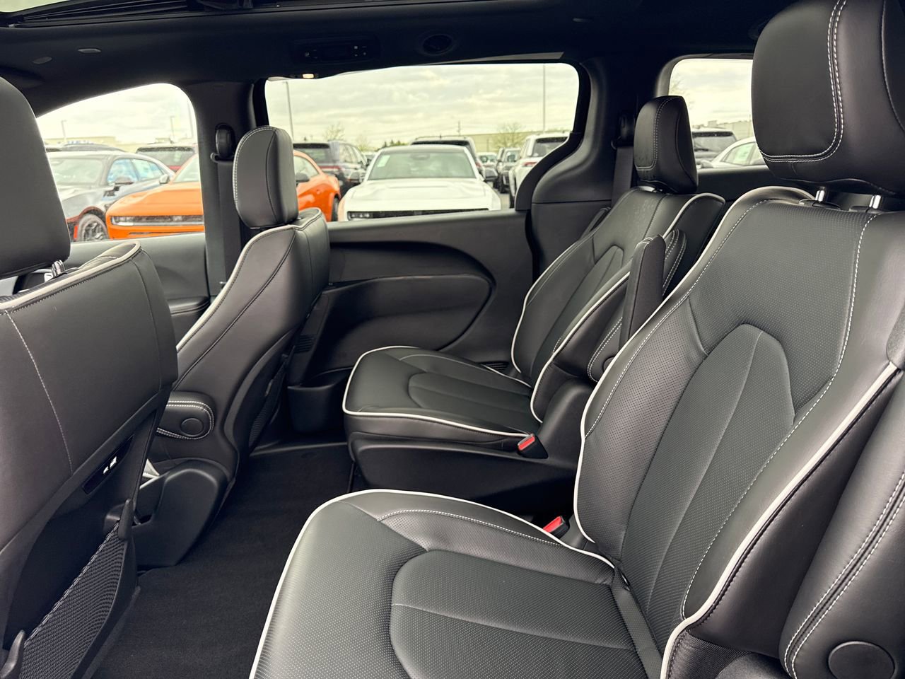 2026 Chrysler Pacifica Premium