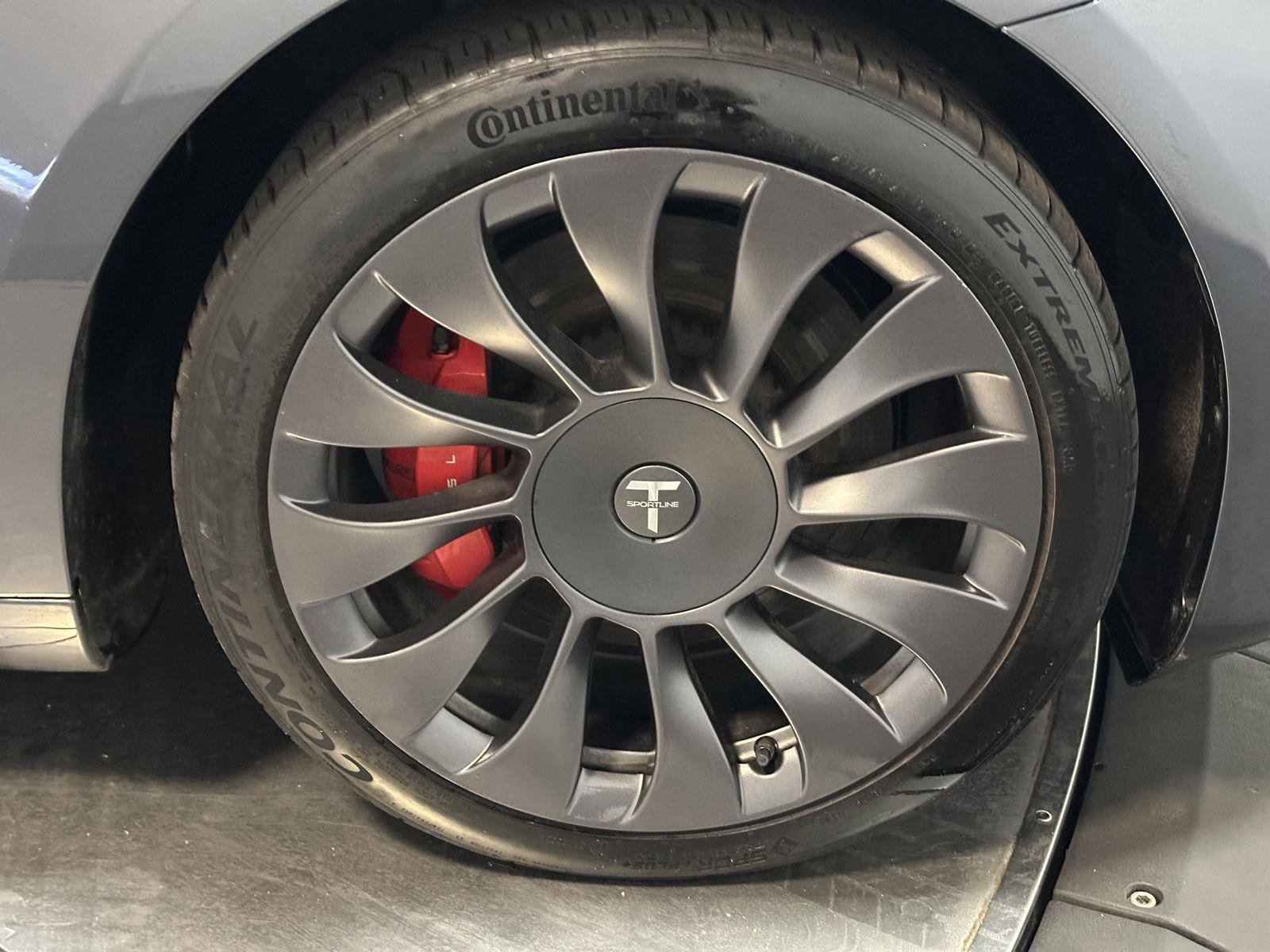 2023 Tesla Model 3 Performance