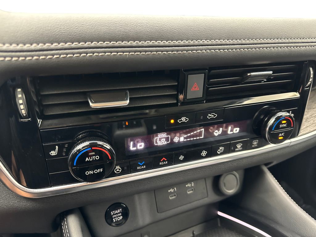 2025 Nissan Rogue Platinum