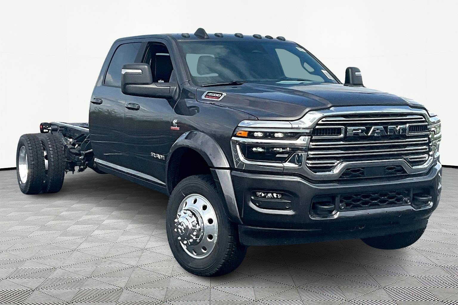 2026 RAM 4500 4x4 Crew Cab DRW