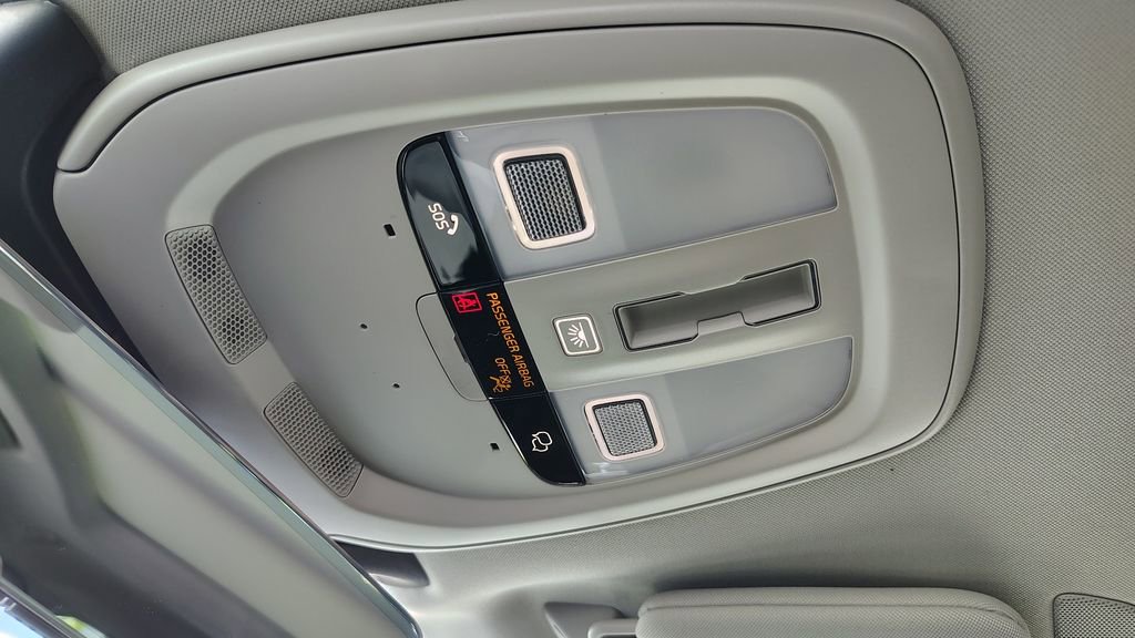 2026 Volvo Xc90 B6 Plus