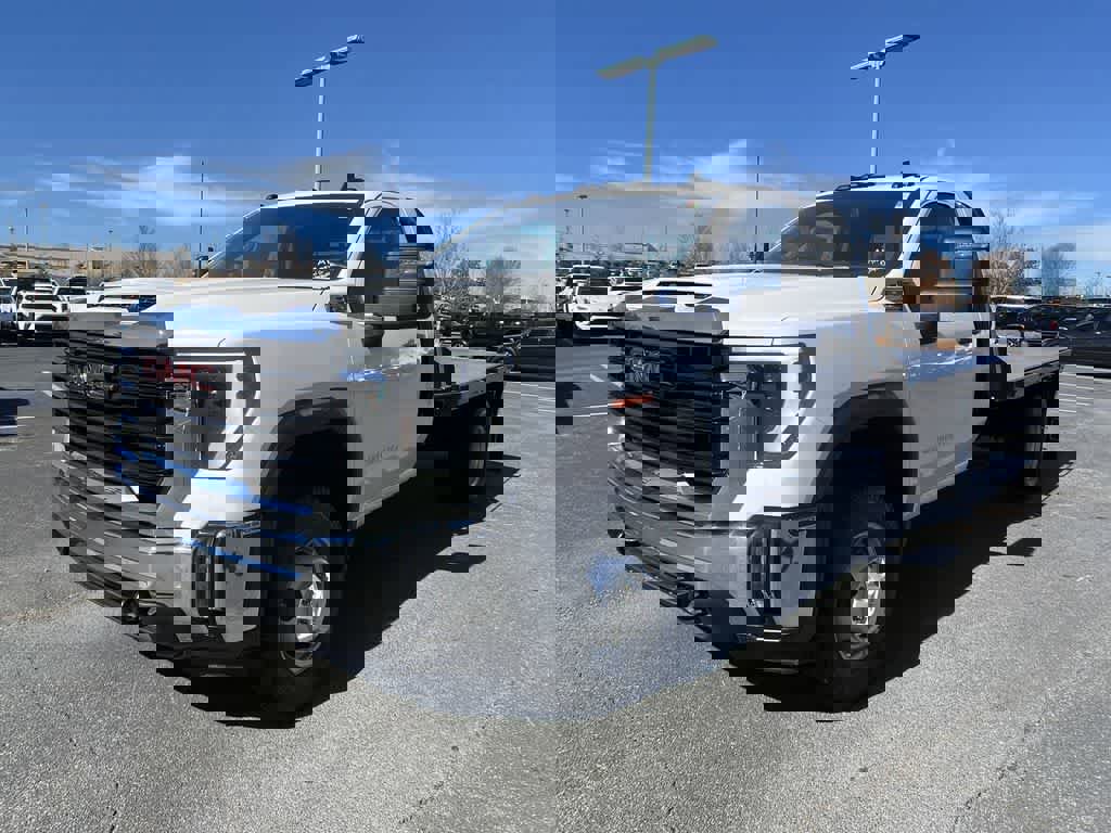 2025 GMC Sierra 3500 Pro