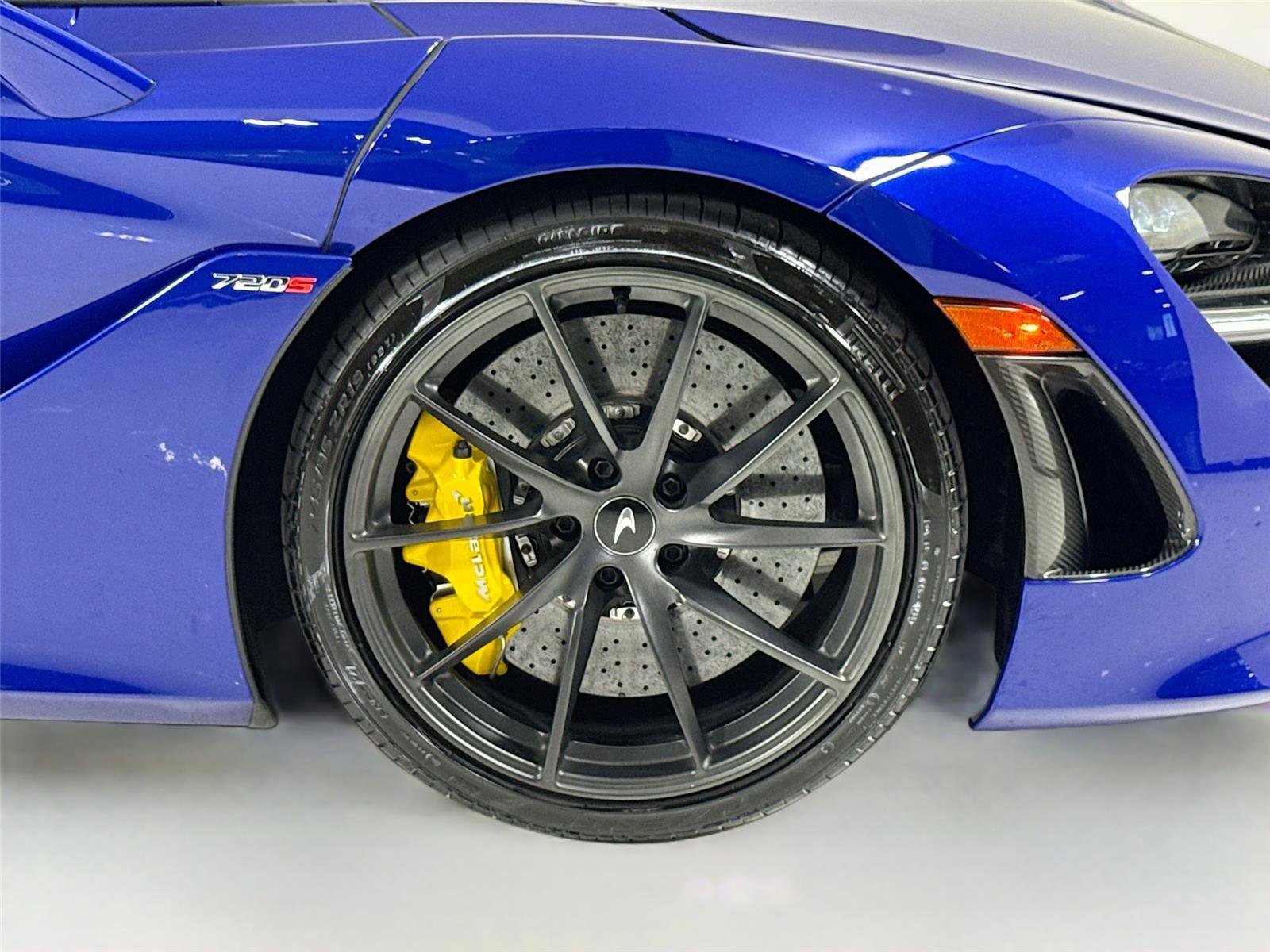 Used 2019 McLaren 720S Performance photo 35